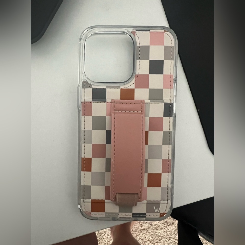 Walli iPhone 13 Pro Case - Coastal Check